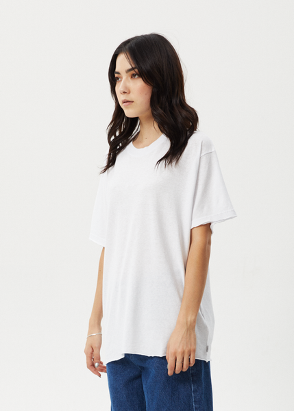 Slay - Women's Hemp Oversized T-Shirt - White - Afends