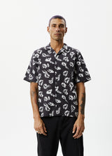 AFENDS Mens Hibiscus - Cuban Shirt - Black - Afends mens hibiscus   cuban shirt   black 