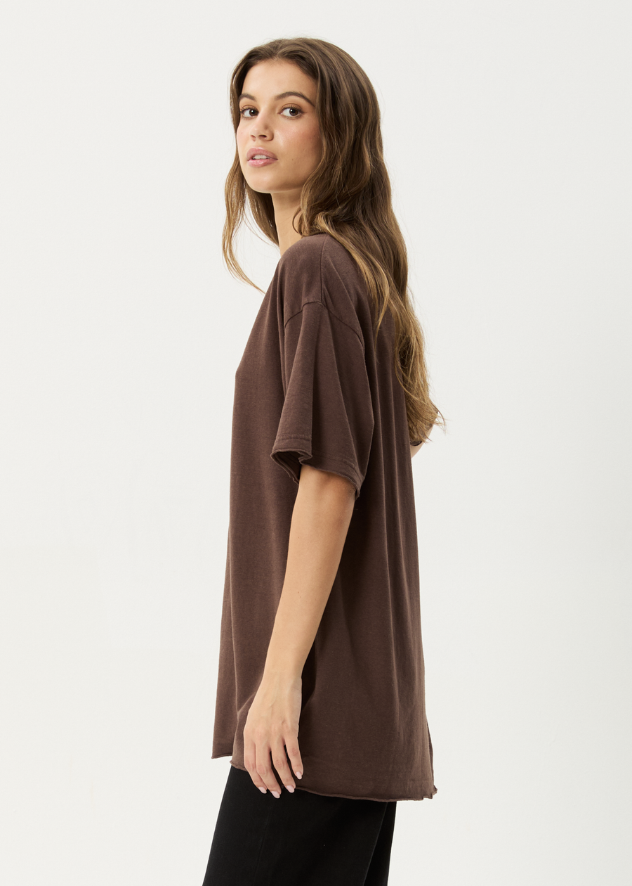AFENDS Womens Slay - Oversized Tee - Coffee