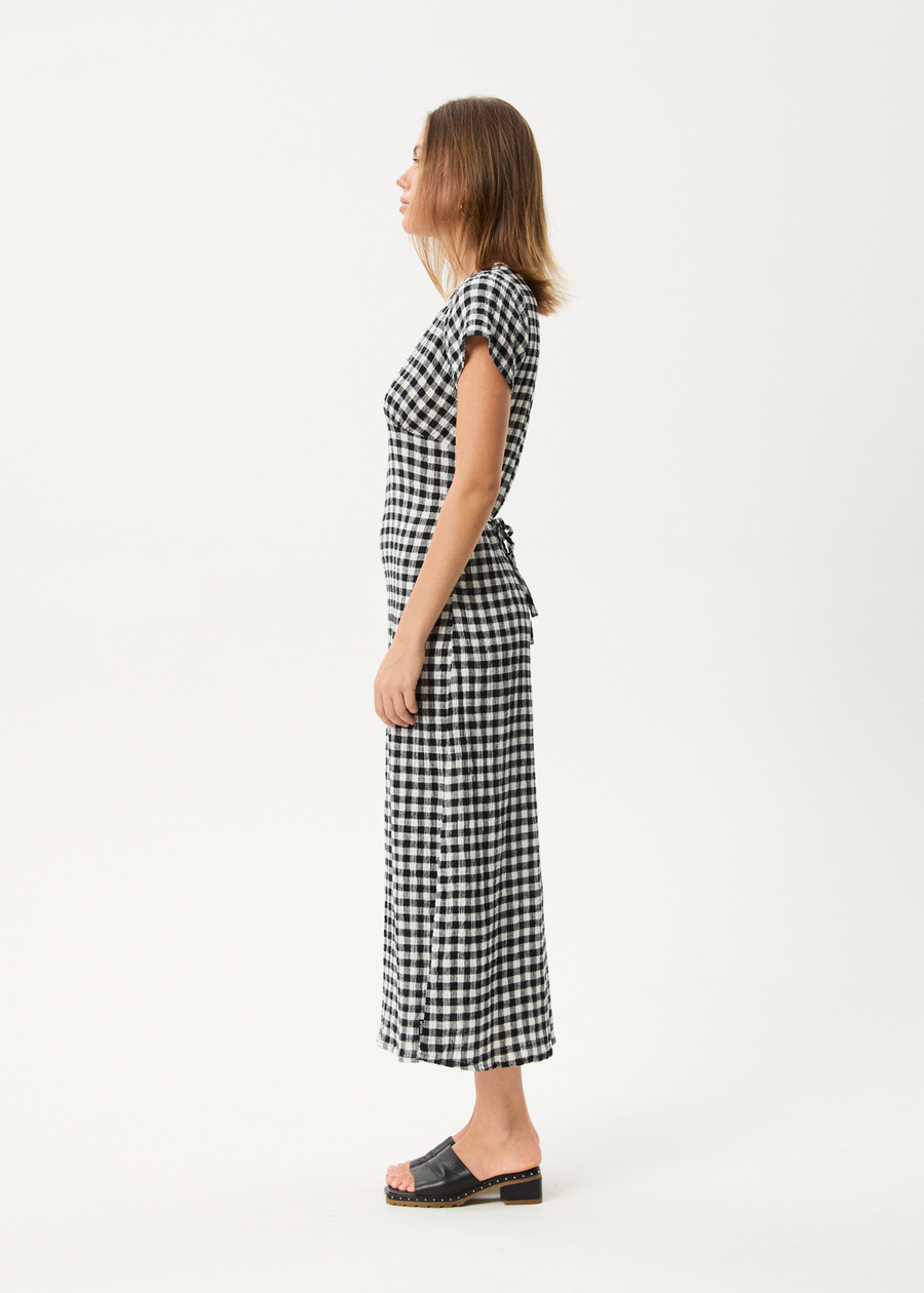 AFENDS Womens Rowan - Seersucker Check Maxi Dress - Black / White