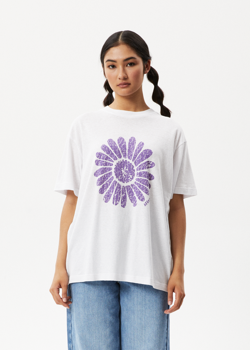 Afends Womens Daisy Slay - Oversized Graphic T-Shirt - White