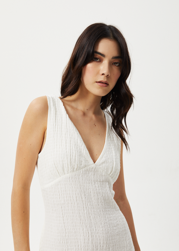 Afends Womens Focus - Seersucker Maxi Dress - White - Streetwear - Sustainable Fashion